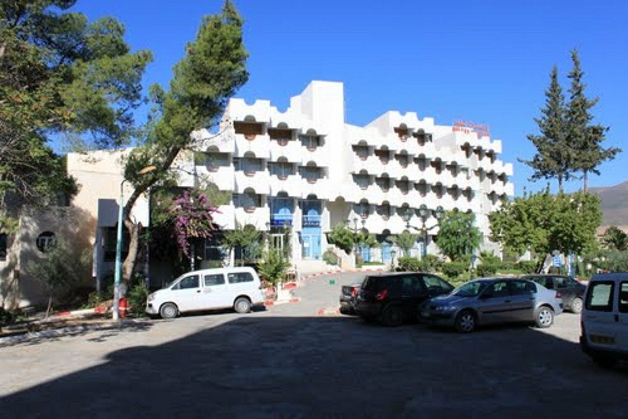 Hotel Chelia Батна Экстерьер фото